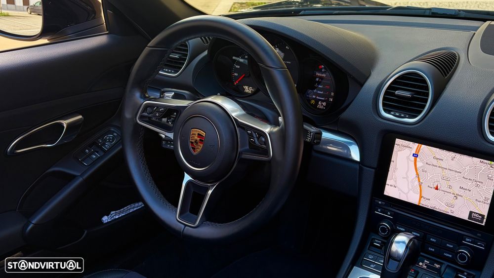 Porsche 718 - 33