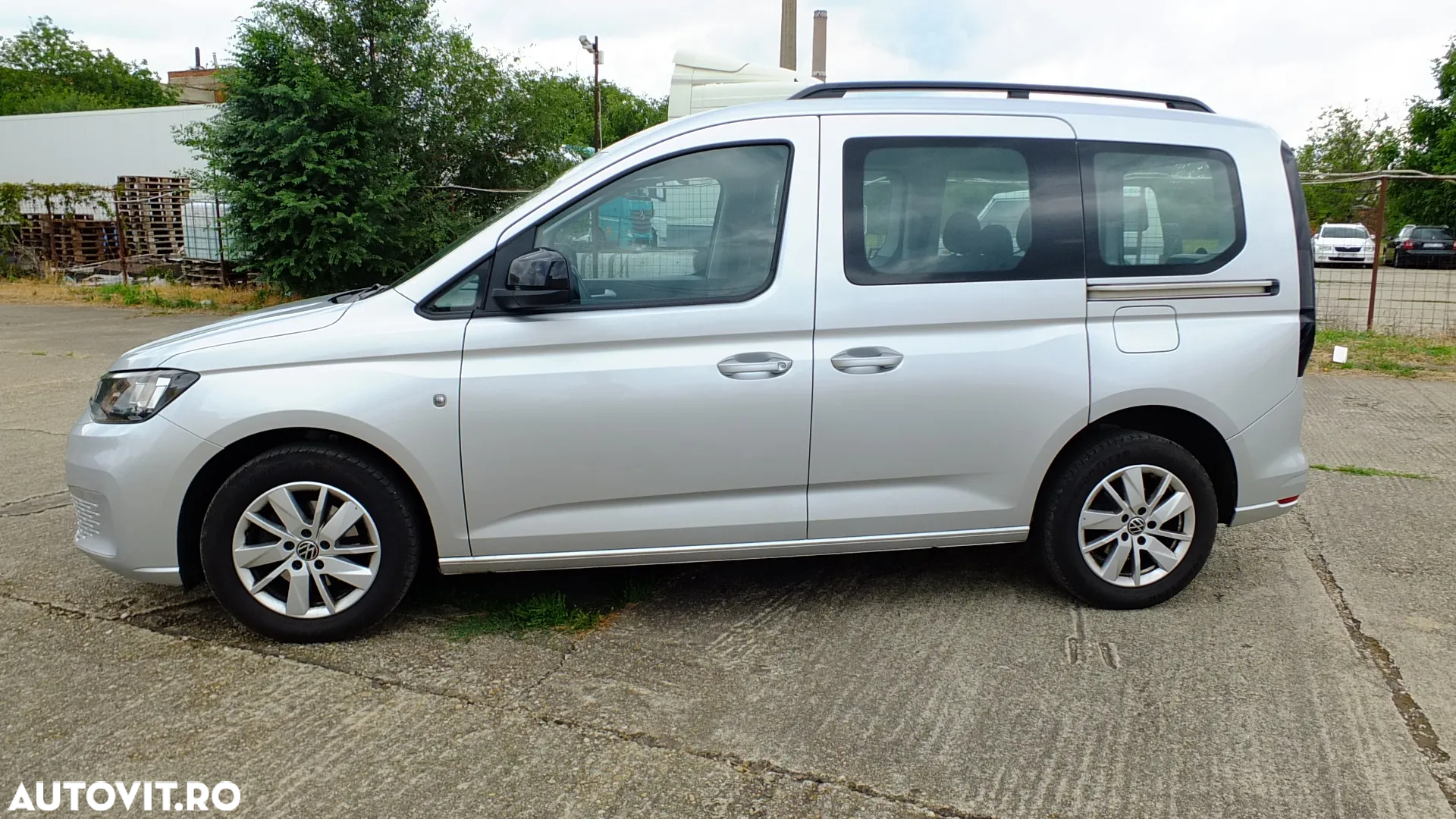 Volkswagen Caddy 2.0 TDI 75 kW Life - 3