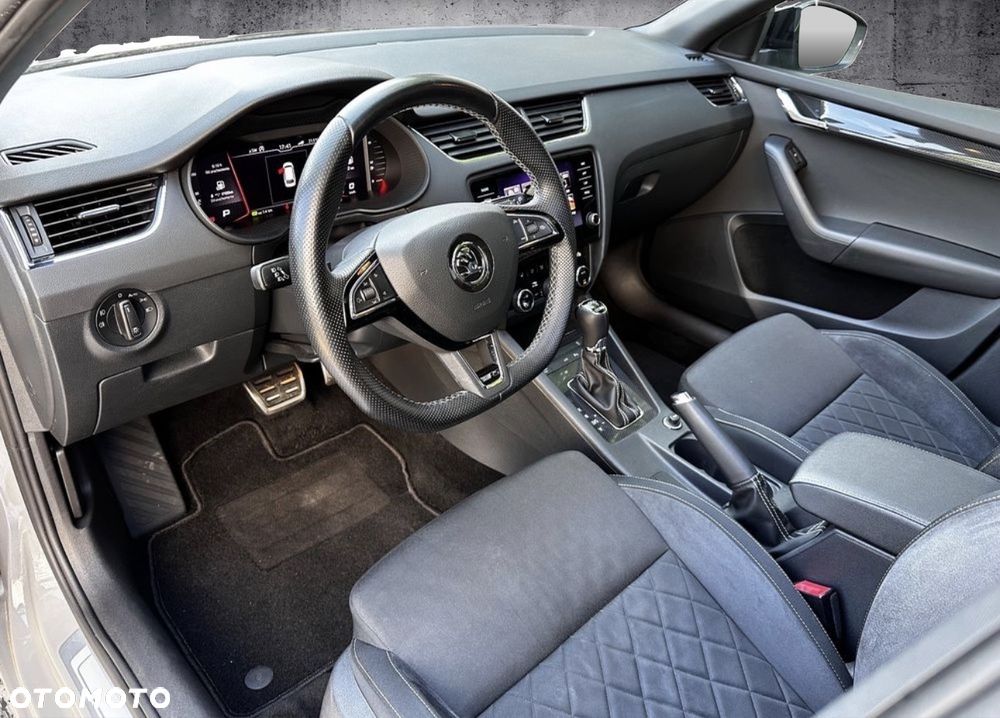 Skoda Octavia 2.0 TSI RS Challenge 245 DSG - 10