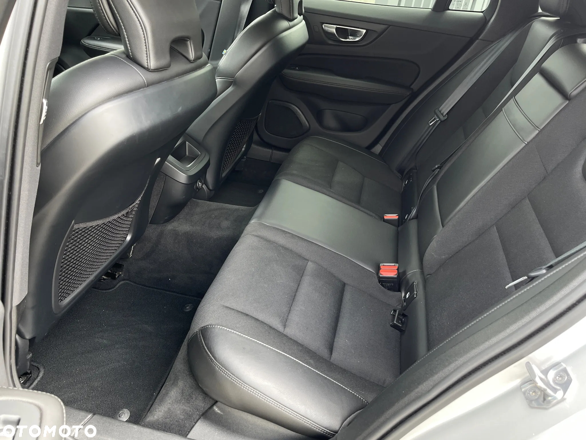 Volvo V60 D3 Geartronic Momentum - 38