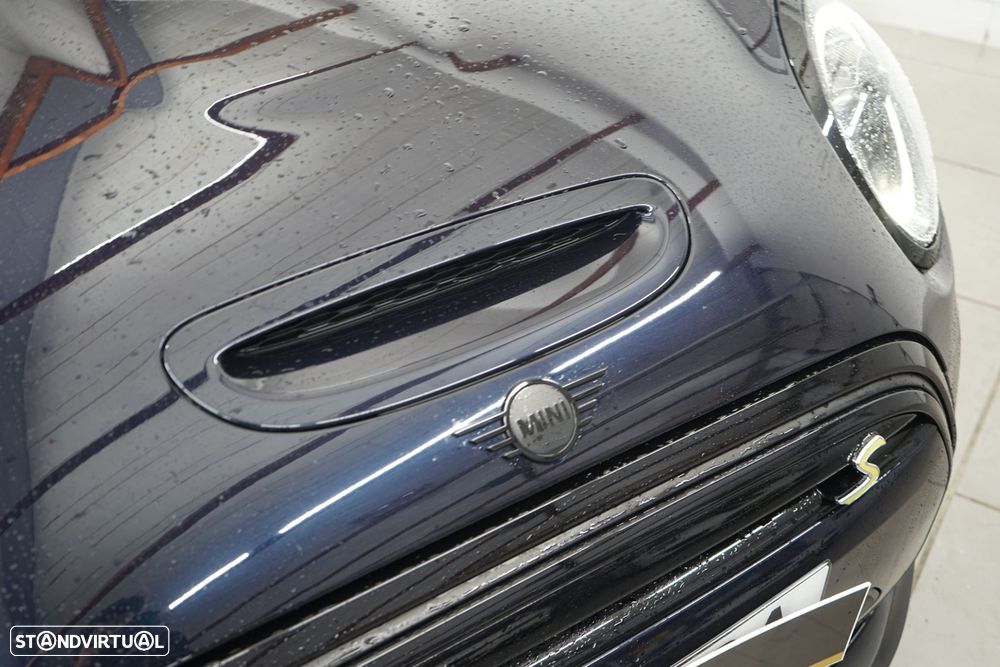 MINI 3 Portas Cooper SE Premium Classic - 9