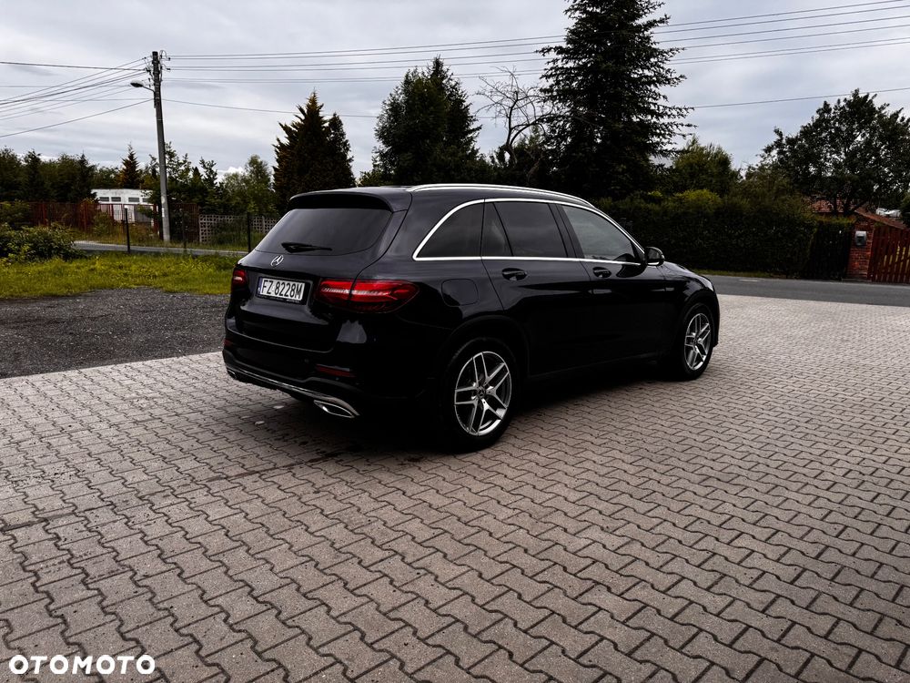 Mercedes-Benz GLC - 2