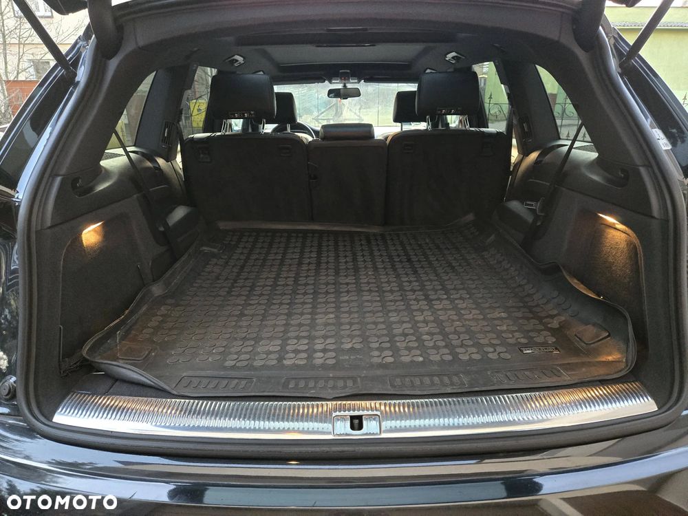 Audi Q7 - 17