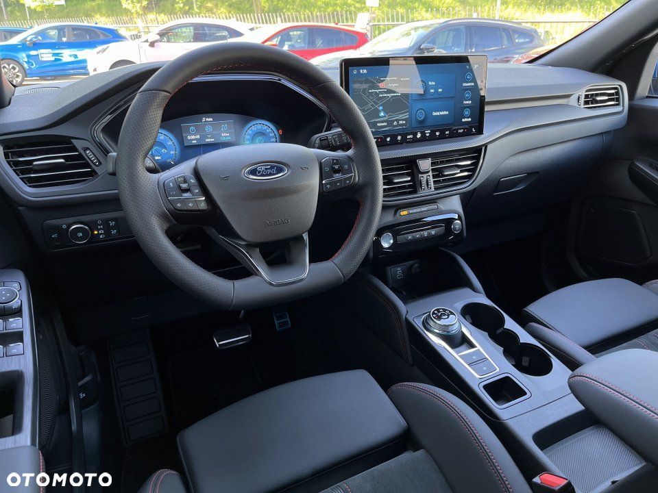 Ford Kuga - 12