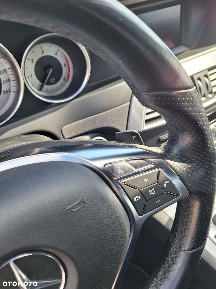 Mercedes-Benz Klasa C 250 CDI DPF BlueEFFICIENCY 7G-TRONIC Edition 1 - 24