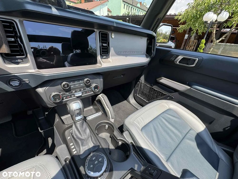 Ford Bronco 2.7 EcoBoost 4WD Outer Banks - 10