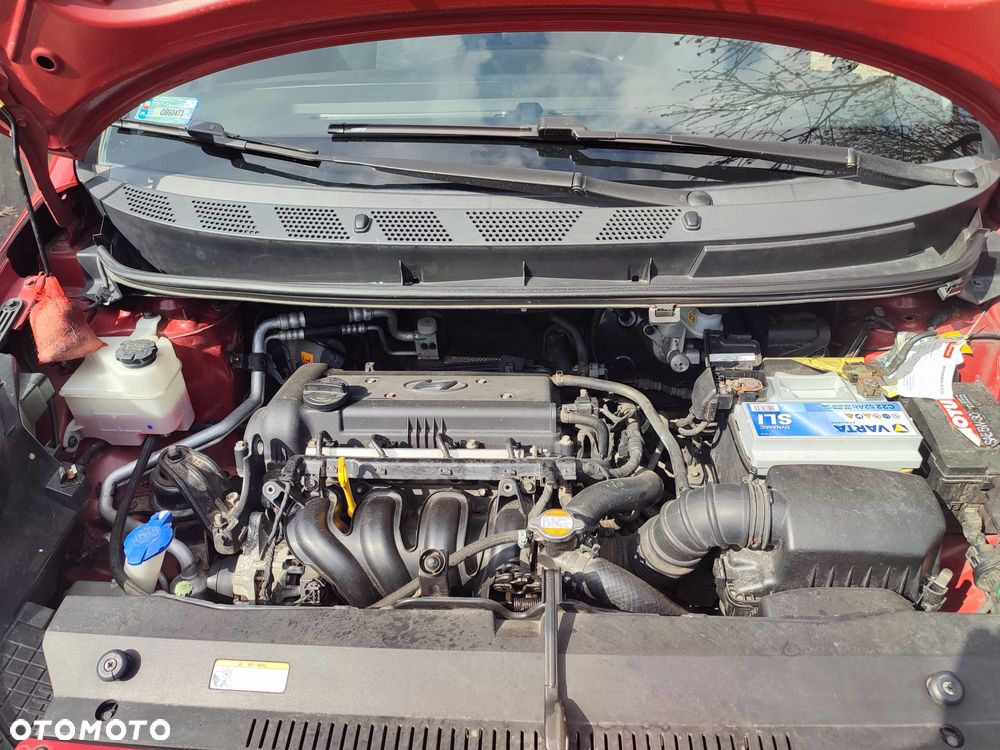 Hyundai ix20 1.4 Comfort - 14