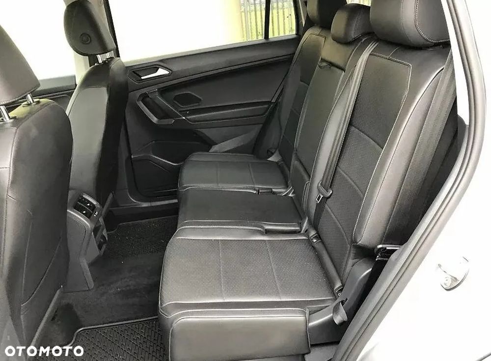 Volkswagen Tiguan Allspace 2.0 TSI 4Mot Elegance DSG - 11