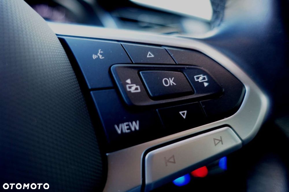 Volkswagen Passat - 22