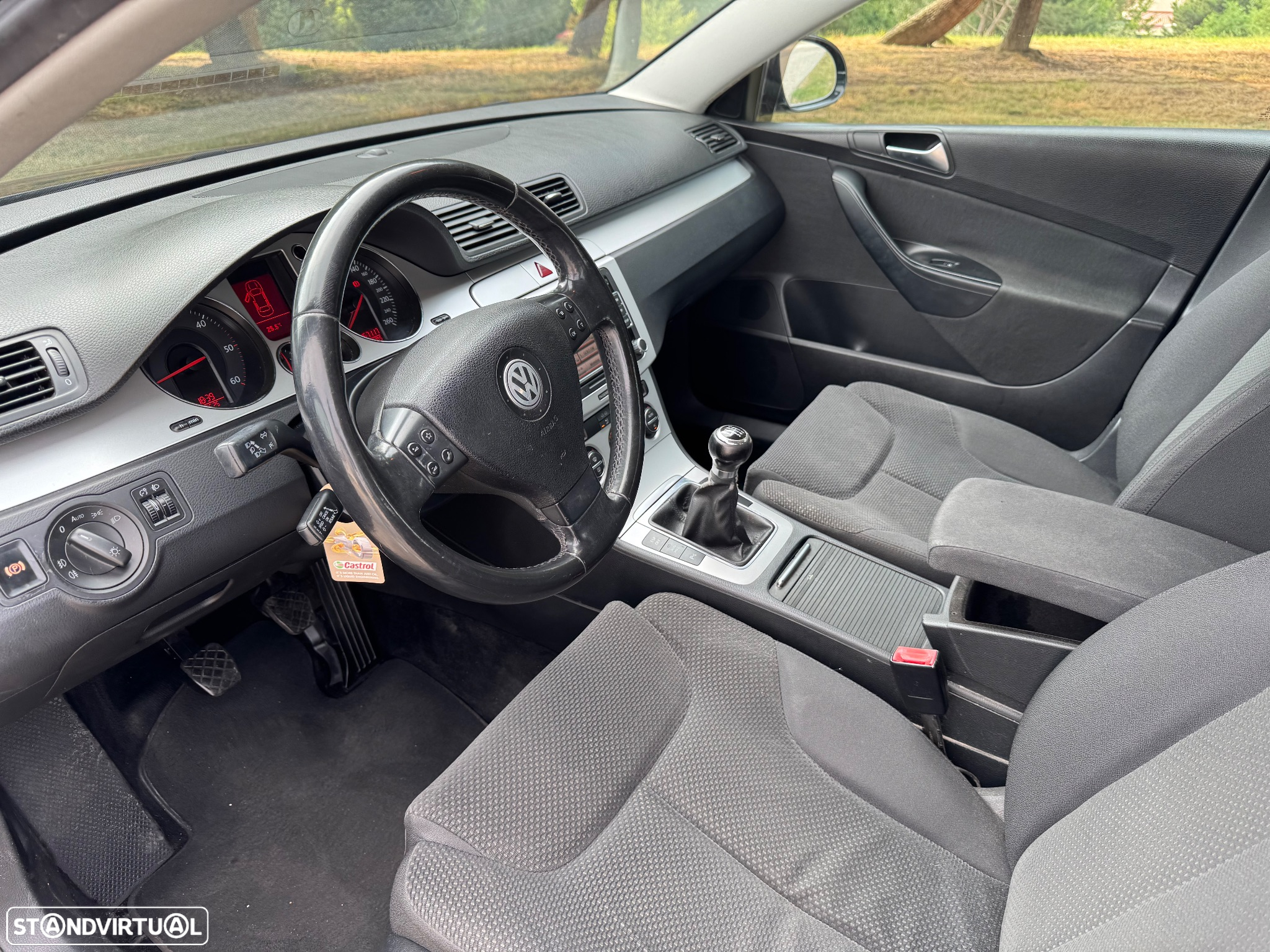 VW Passat Variant 2.0 TDi Confortline - 12