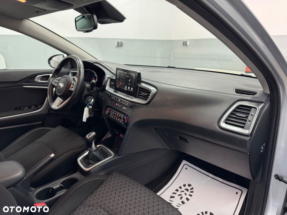 Kia Ceed 1.6 CRDi Edition 7 - 27