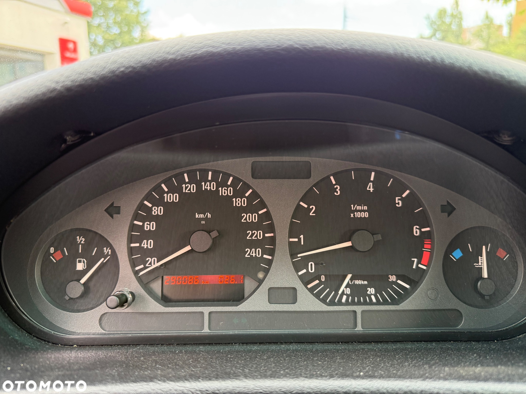 BMW Seria 3 320i Cabriolet - 7