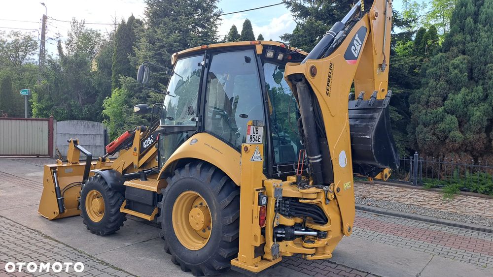 Caterpillar 428F - 3