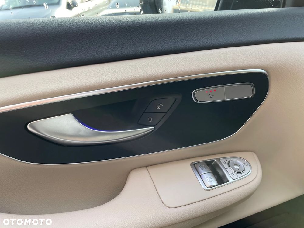 Mercedes-Benz Klasa V 250 d 4-Matic 9G-Tronic (d³ugi) - 5