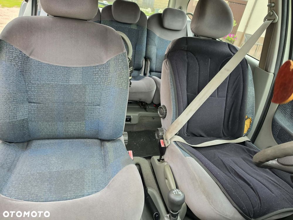 Renault Scenic - 11
