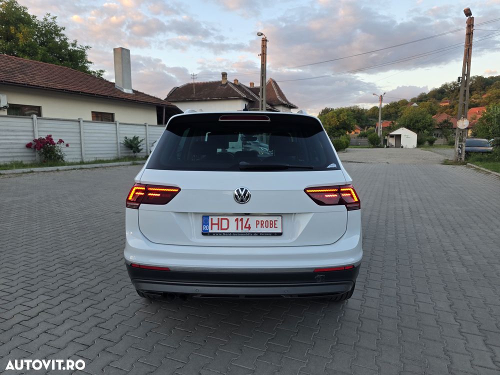 Volkswagen Tiguan - 24