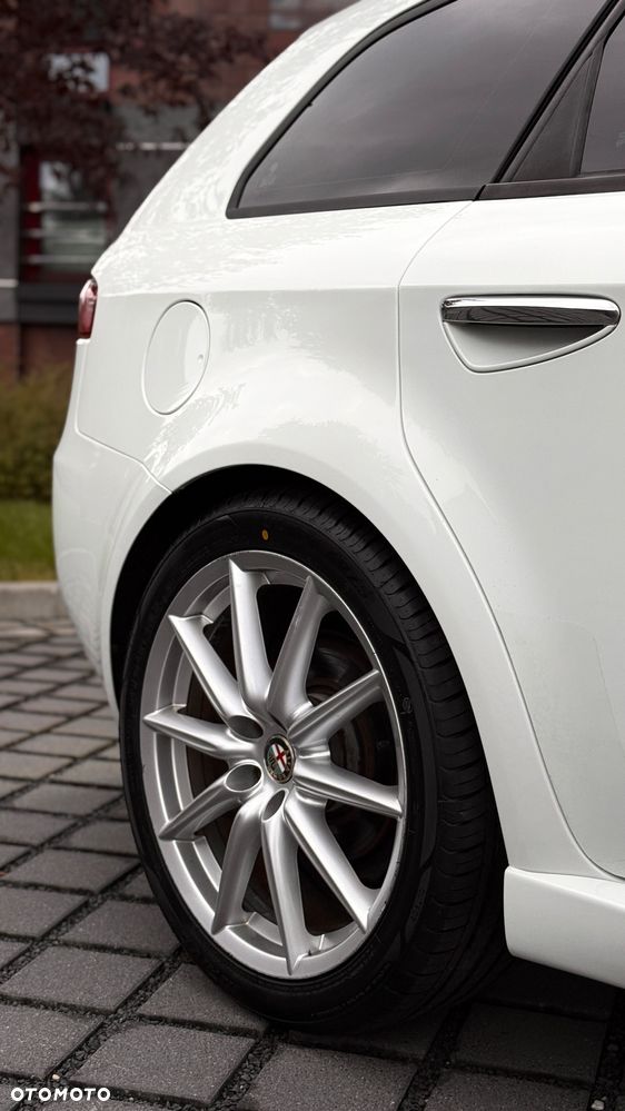 Alfa Romeo 159 1.9 JTDM 16V DPF ti - 34