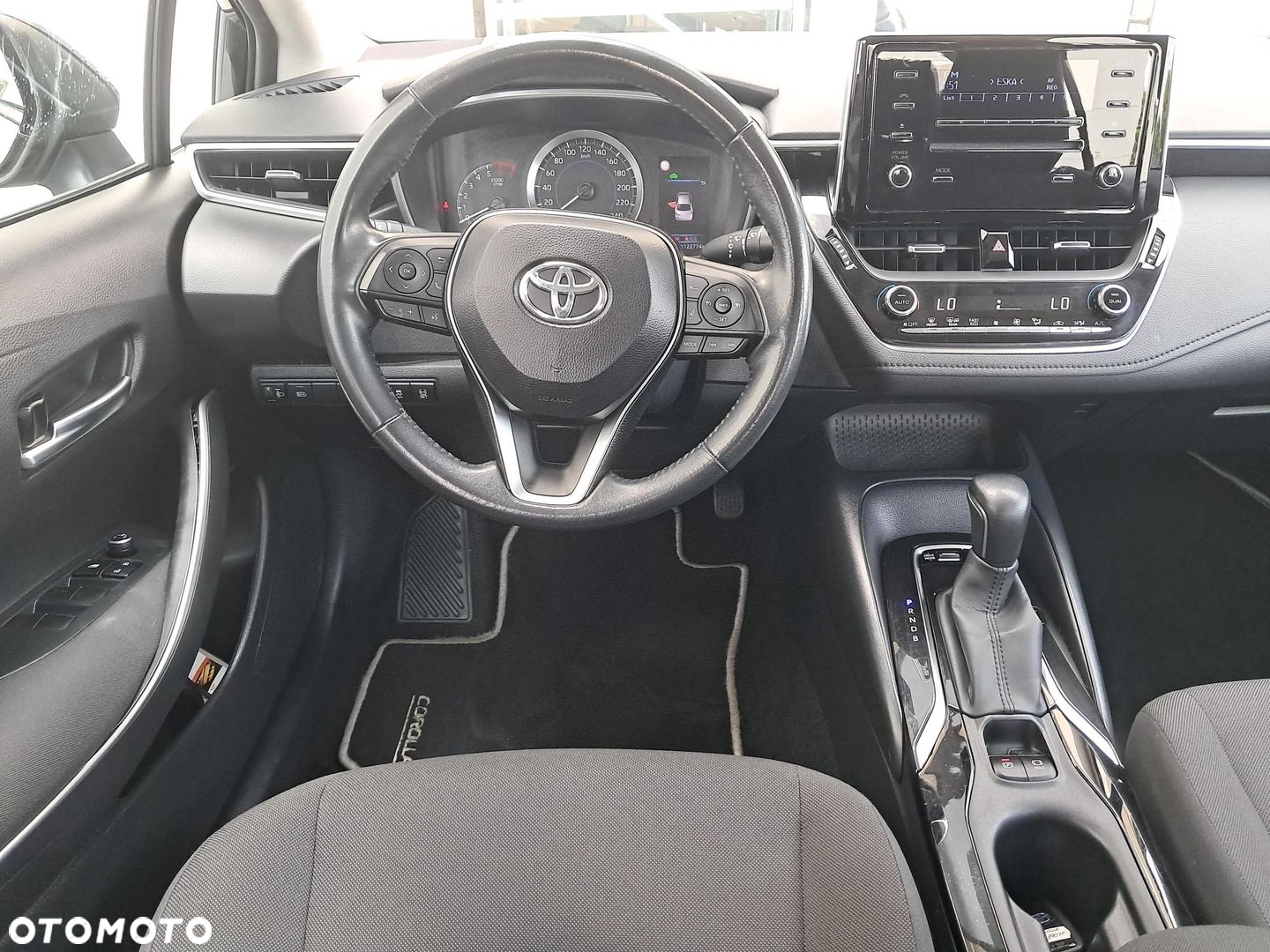 Toyota Corolla - 15