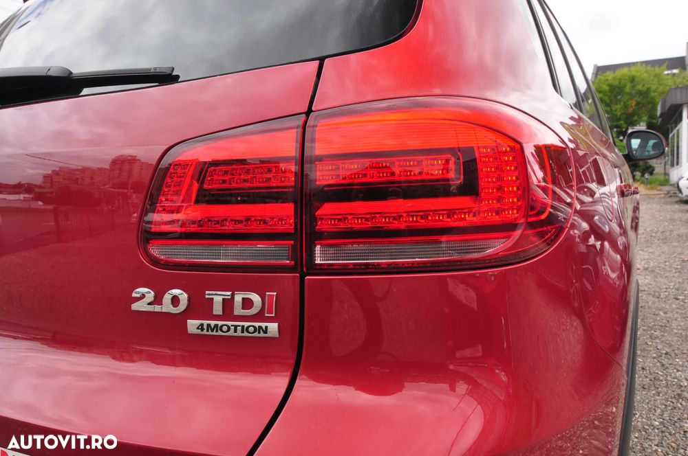 Volkswagen Tiguan 2.0 TDI 4Motion DSG BMT Sport & Style - 25