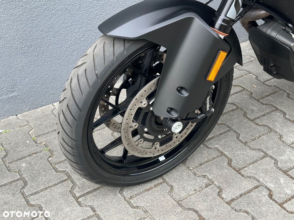 KTM Super Adventure - 28