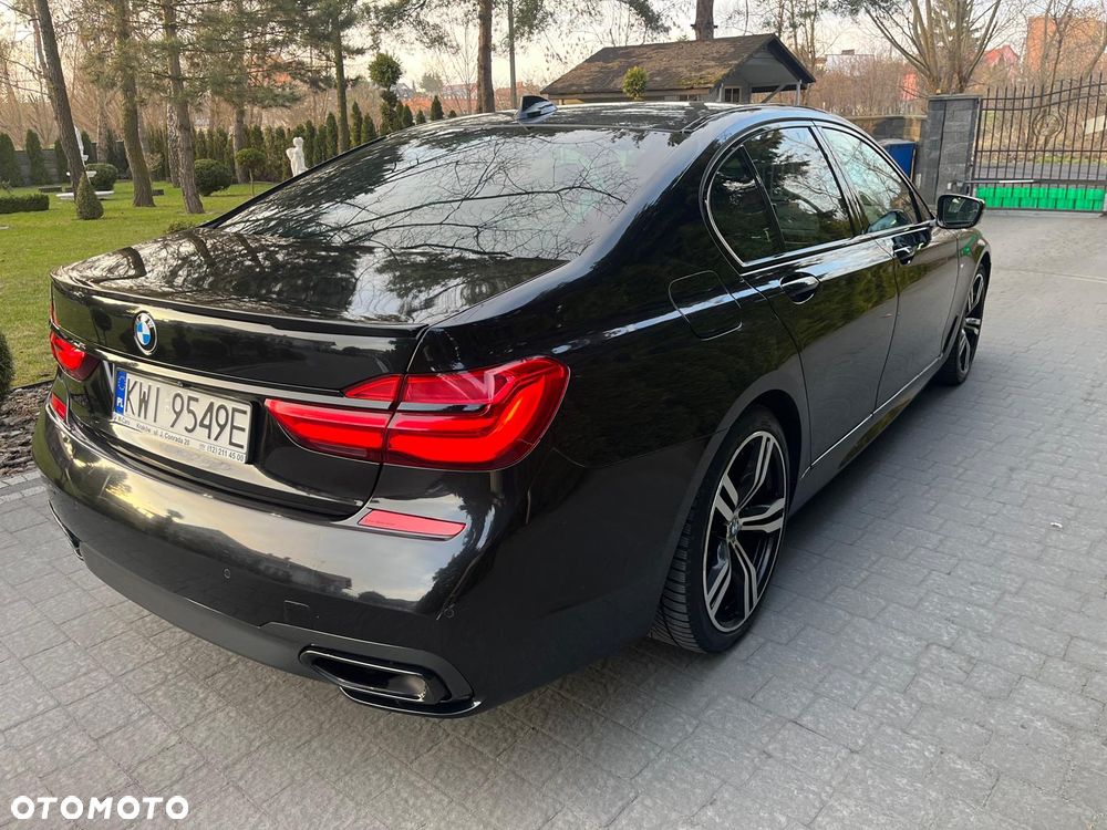 BMW Seria 7 740d xDrive - 9