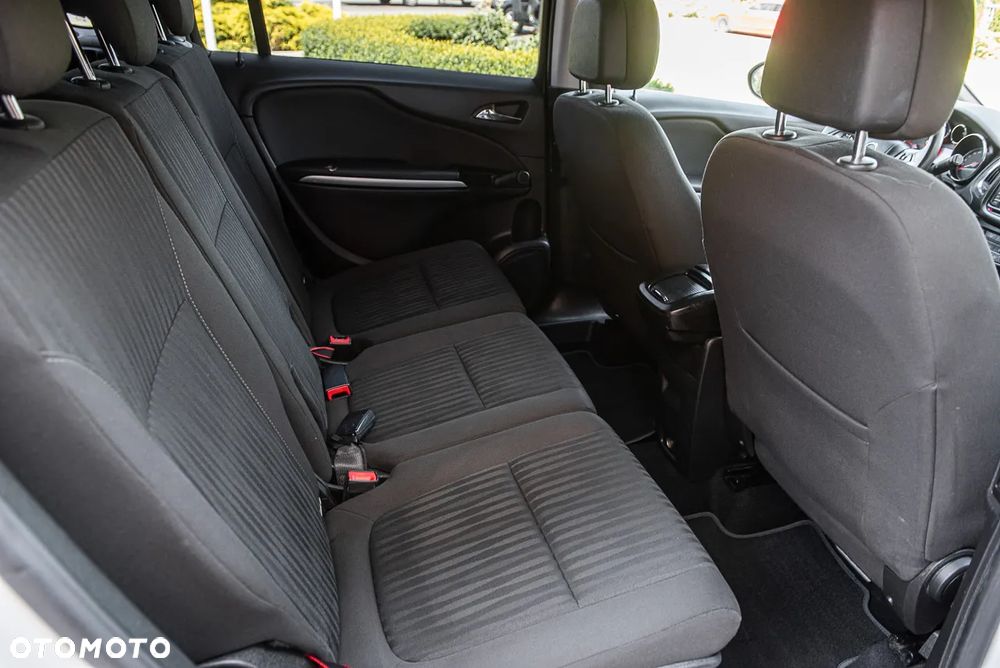 Opel Zafira 1.4 T Enjoy - 31