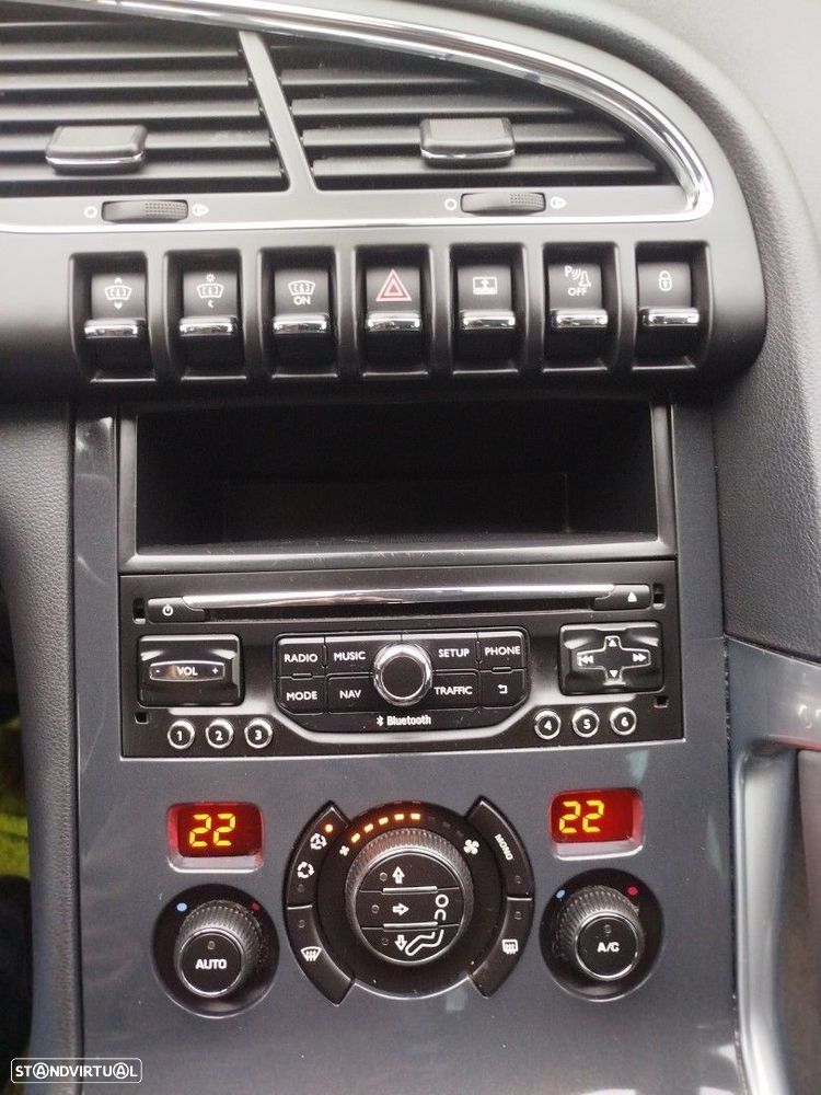 Peugeot 3008 1.2 PureTech Allure - 8