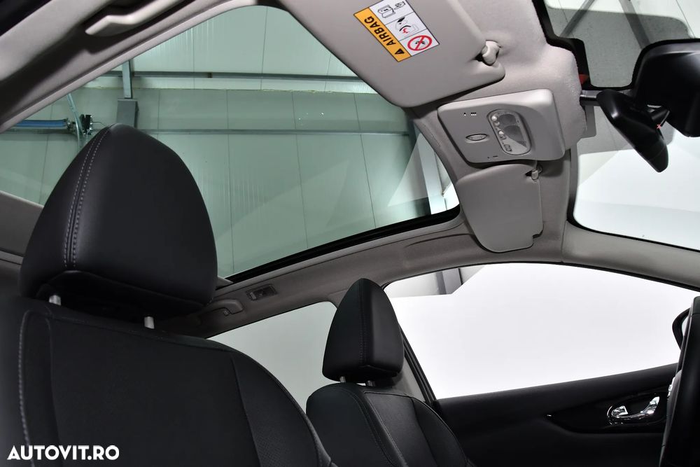 Nissan Qashqai 1.6 DCI Start/Stop X-TRONIC Tekna - 19