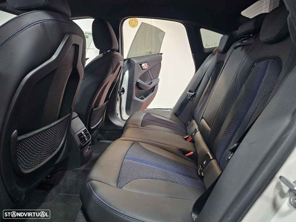 BMW 218 Gran Coupé - 13