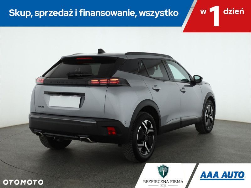 Peugeot 2008 - 7