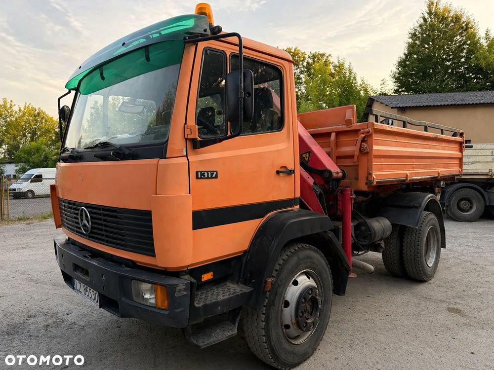 Mercedes-Benz 1317 - 1