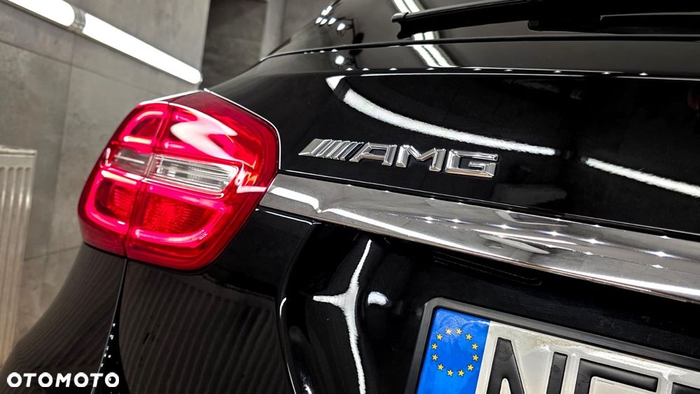 Mercedes-Benz GLA AMG 45 4-Matic - 8