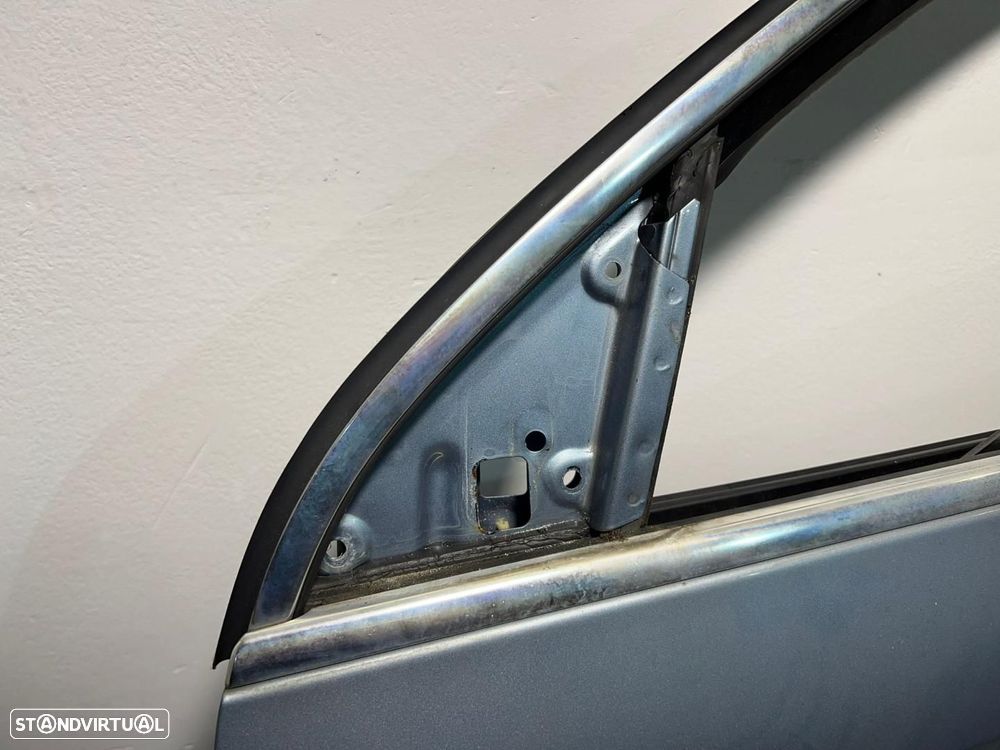 Porta Esq Frente VW PASSAT Variant (3C5) REF. 3C4831055J - 6