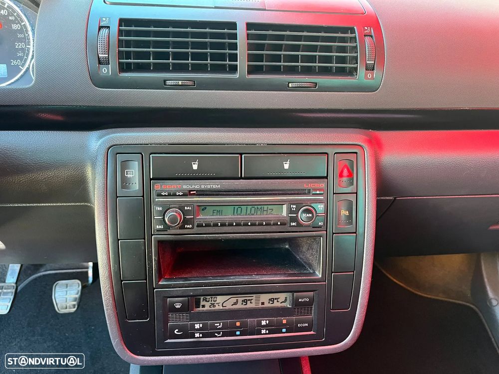 SEAT Alhambra 1.9 TDI Sport - 22