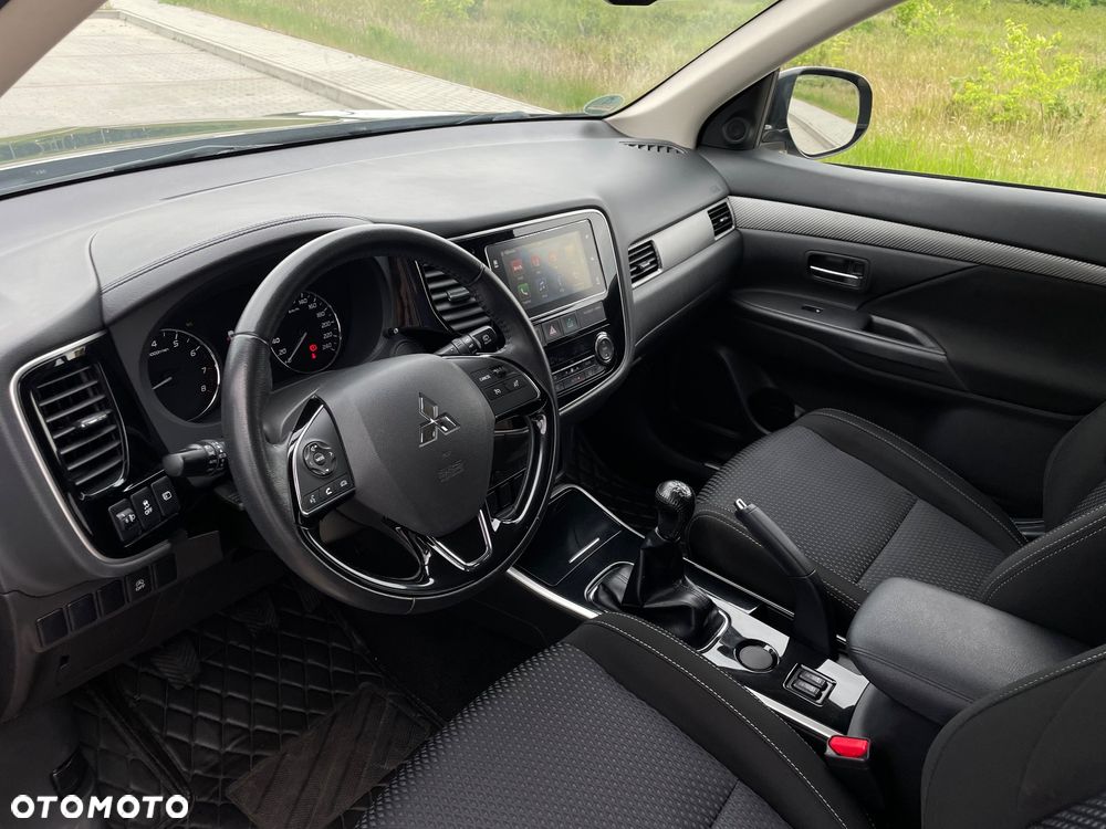 Mitsubishi Outlander 2.0 2WD Active - 33