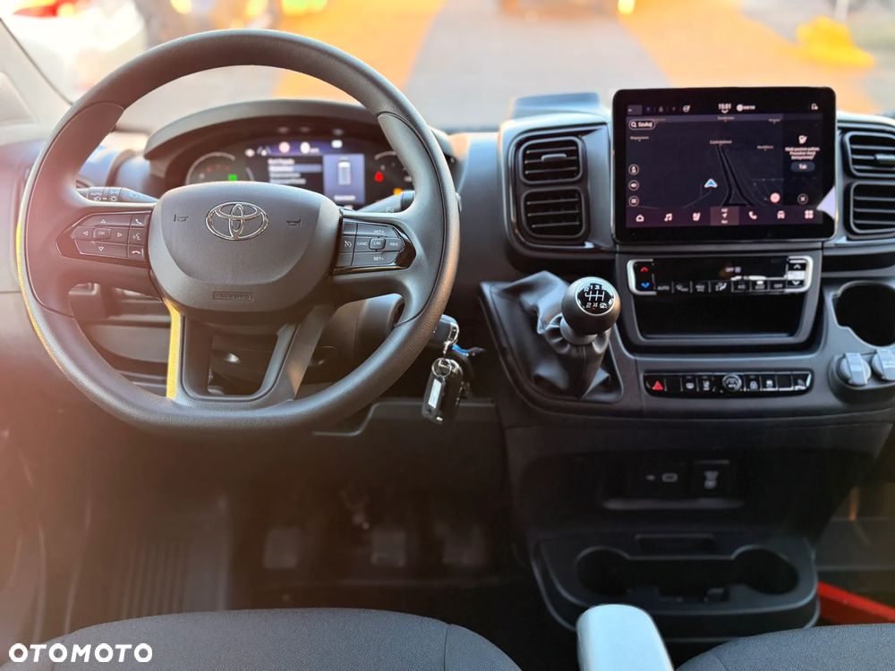 Toyota PROACE MAX - 10