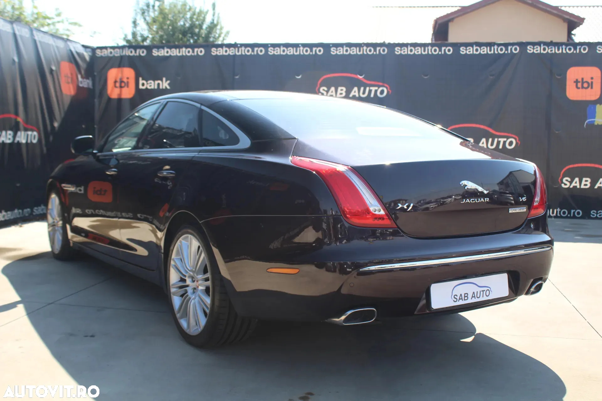 Jaguar XJ 30d Premium Luxury - 5