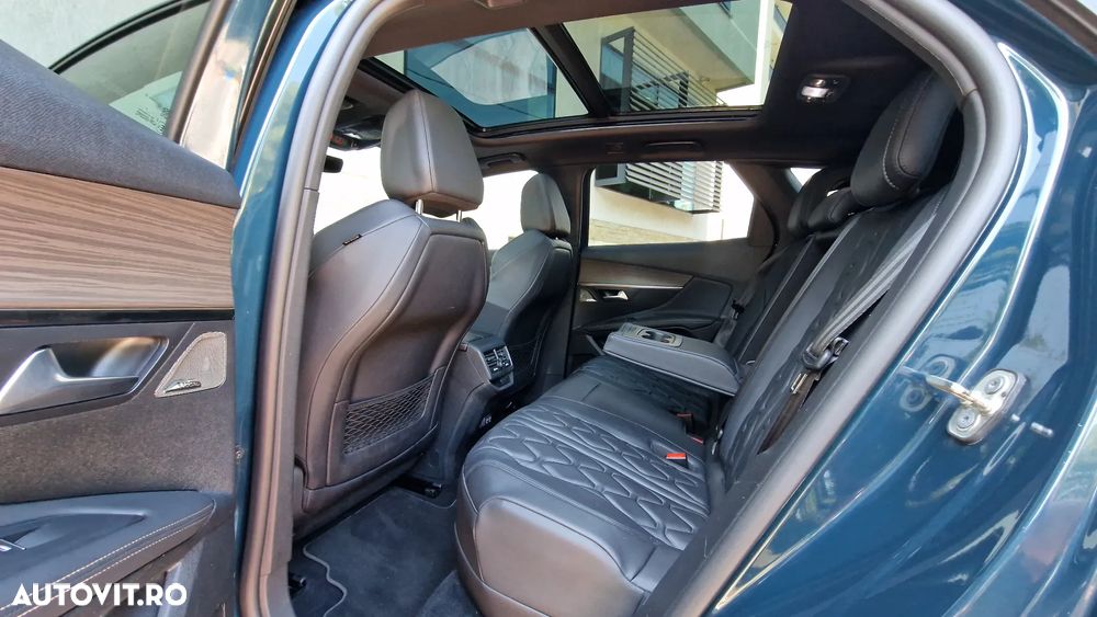 Peugeot 3008 Plug-In Hybrid 225 e-EAT8 GT - 25