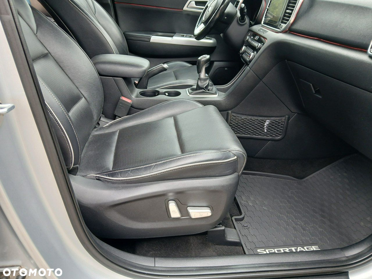 Kia Sportage 1.6 GDI L Business Line 2WD - 22
