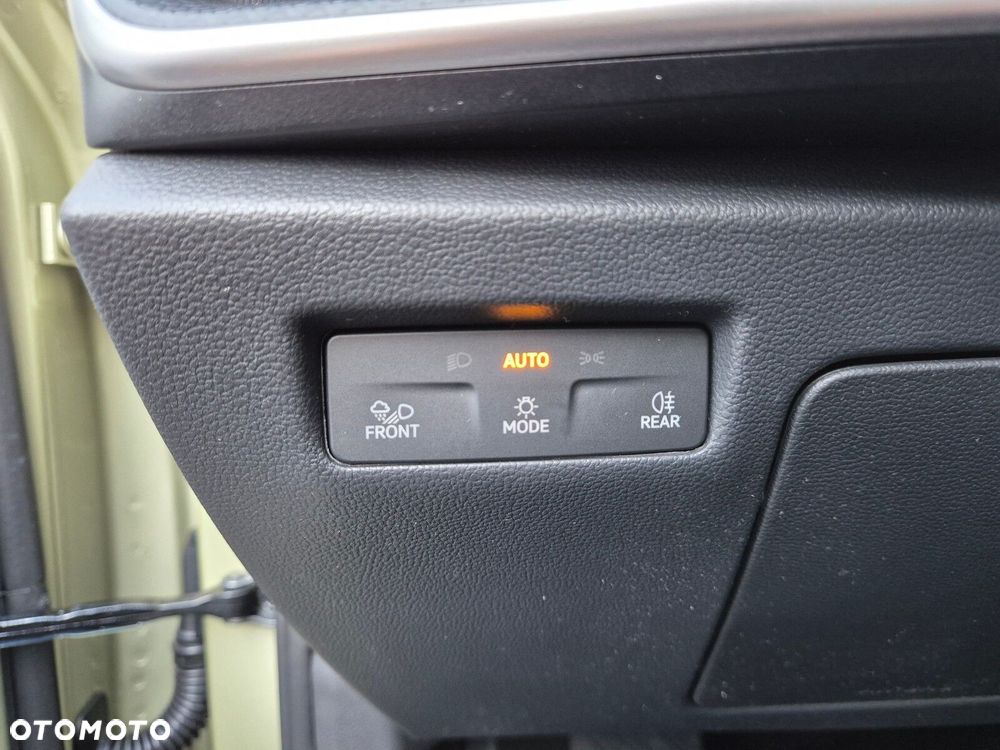 Skoda Superb 1.5 TSI Style DSG - 23