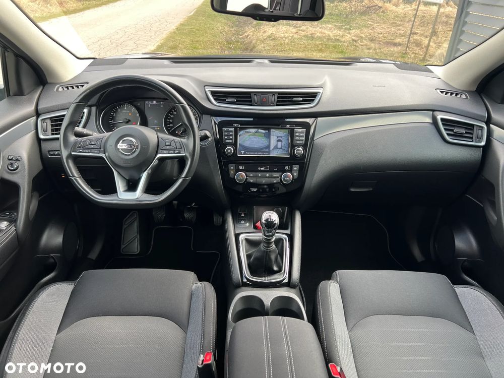 Nissan Qashqai 1.6 DIG-T N-Connecta - 23