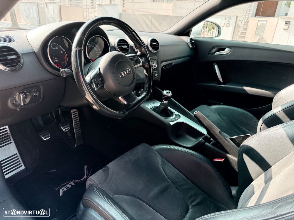 Audi TT Coupé quattro Sport - 13