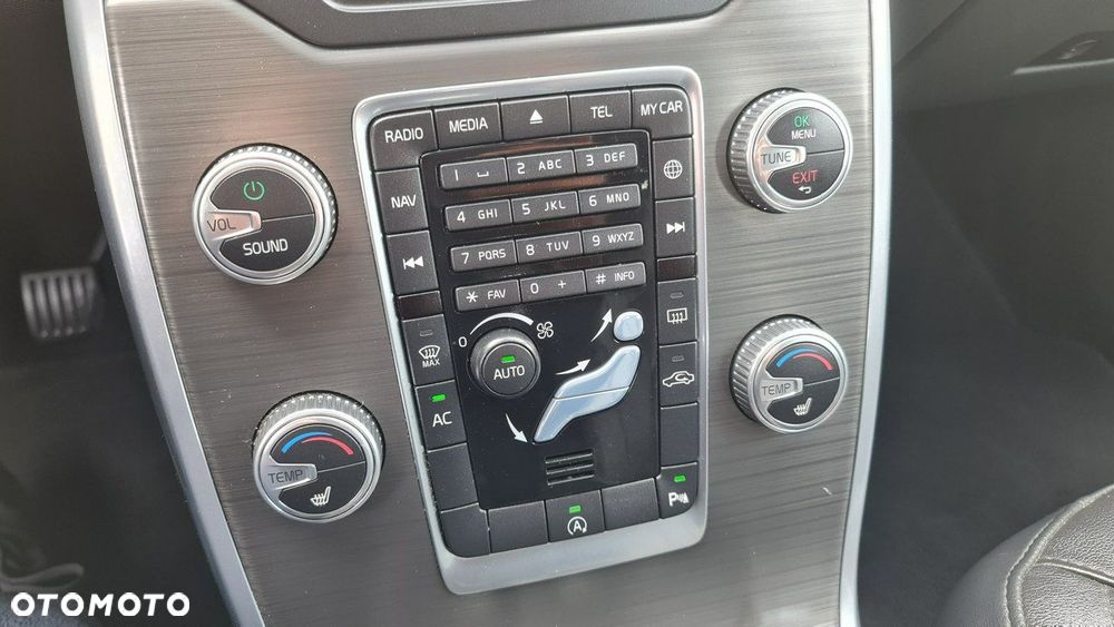 Volvo V70 D4 Drive-E Dynamic Momentum - 25