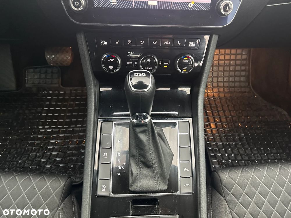 Skoda Superb 2.0 TDI SCR Style DSG - 26