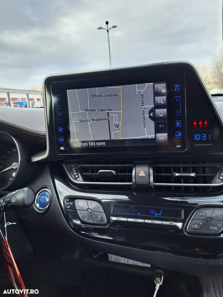 Toyota C-HR - 7