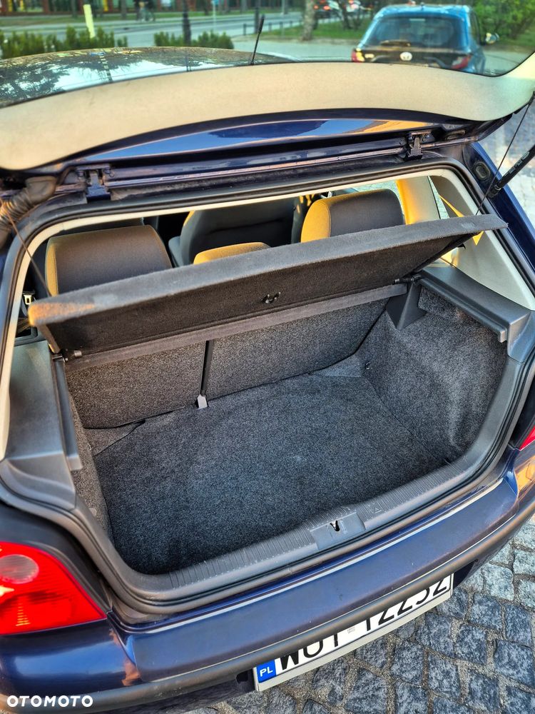 Volkswagen Polo - 17