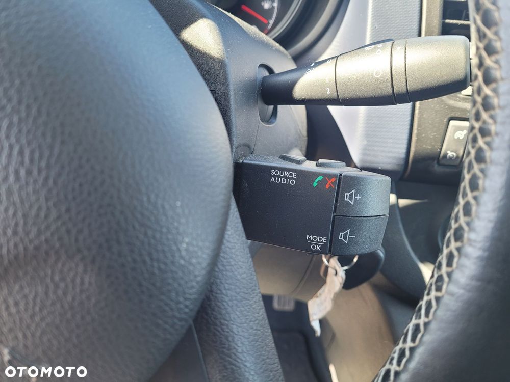 Opel Vivaro Długi L2 Webasto - 30
