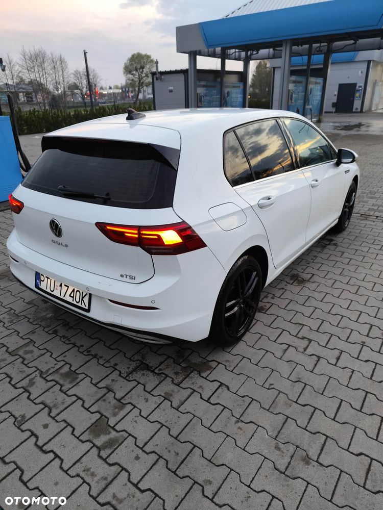 Volkswagen Golf 1.5 eTSI EVO Style DSG - 4