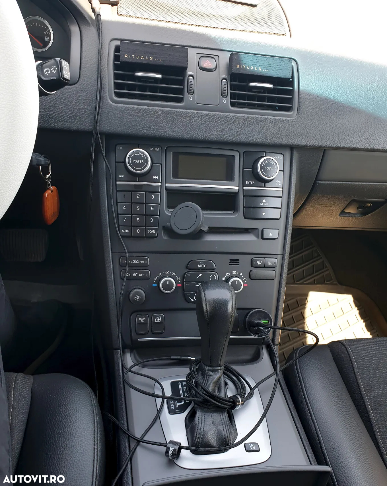 Volvo XC 90 D5AWD - 30