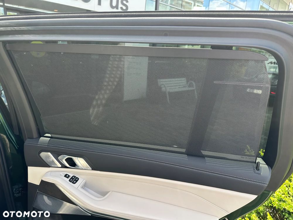 BMW X7 M60i xDrive mHEV sport - 23